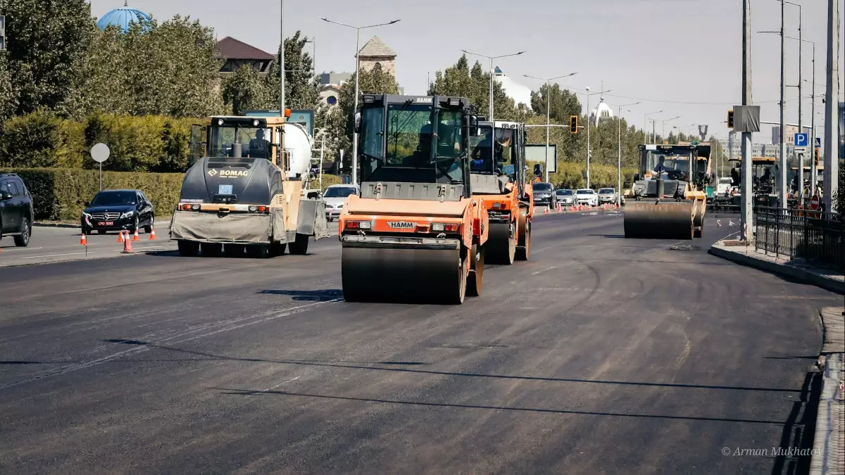 На объездной Талдыкоргана ведутся дорожные работы