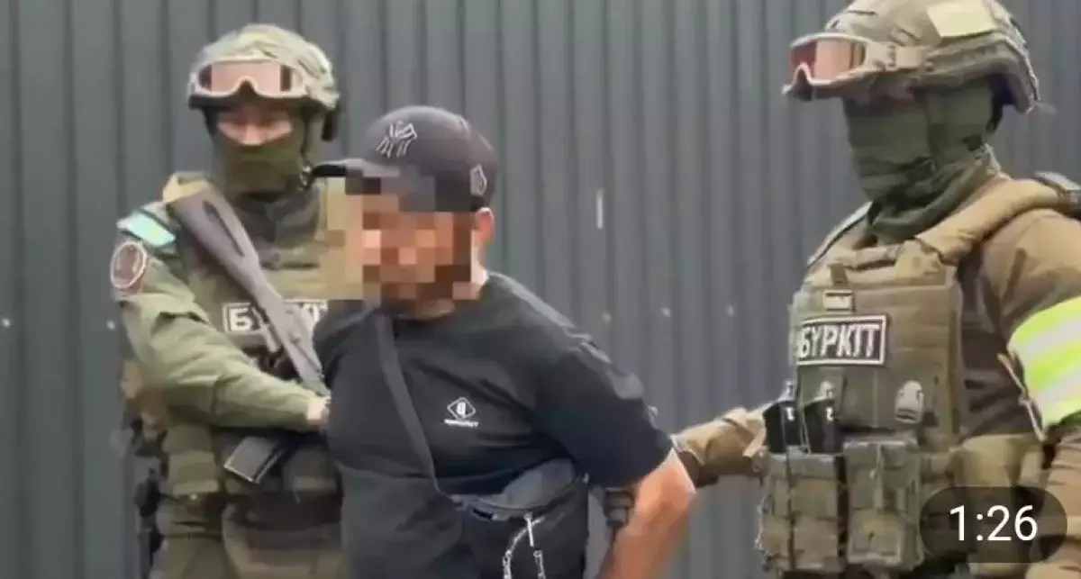 Талдықорғанда ерлі-зайыпты есірткі таратумен айналысты деген күдікке ілінді