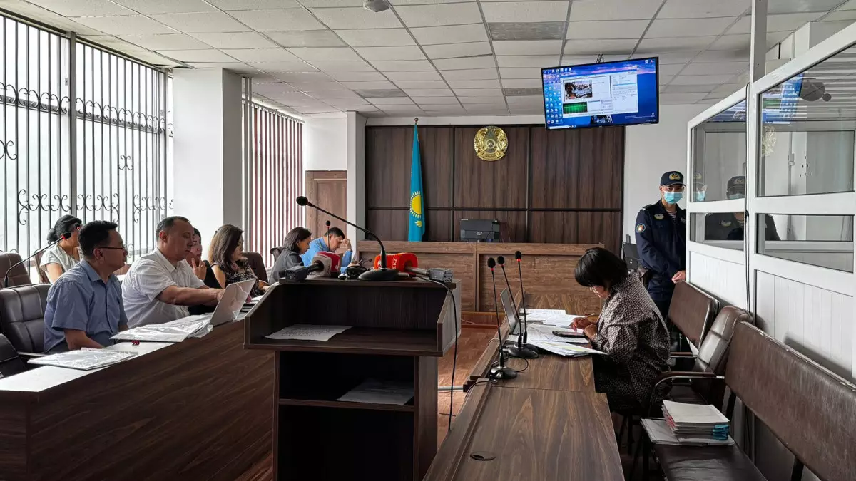 Алматыдағы жол апаты: Қаза тапқан қыздың әкесі мәлімдеме жасады
