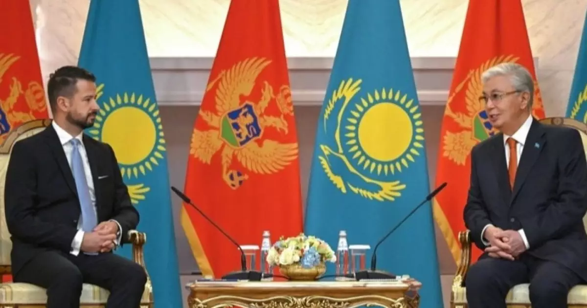  Қазақстан мен Черногория президенттері шағын құрамда келіссөз жүргізді 