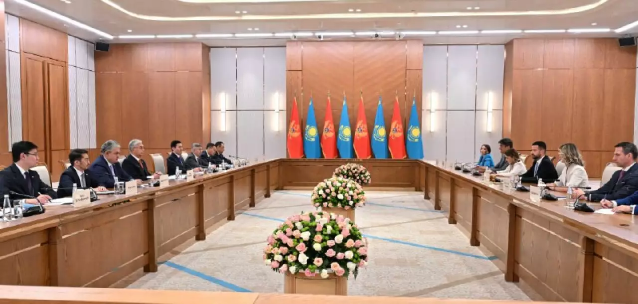 Қасым-Жомарт Тоқаев пен Яков Милатович кеңейтілген құрамда келіссөз жүргізді 