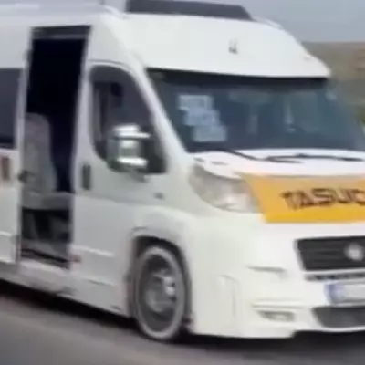 Душил водителя, угнал маршрутку и разбился насмерть: безумный побег в Турции
