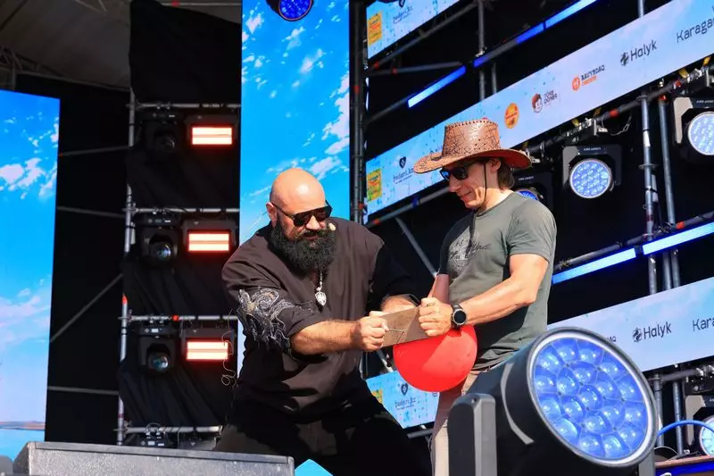 Силач Сергей Цырульников покажет номера батыров на Balkhash Tour Fest