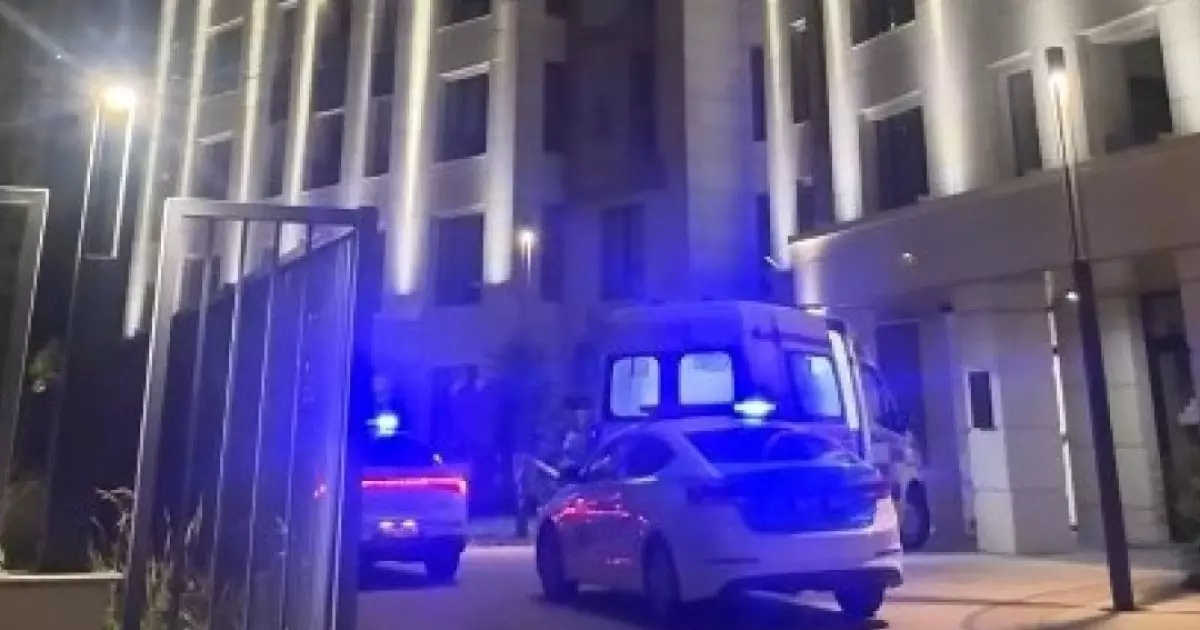 Алматыда ер адам 11-қабаттың терезесінен секіріп кетті 