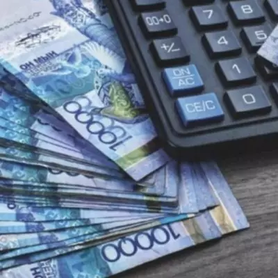 Минтруда опровергло слухи о лишении пособий матерей, подрабатывающих курьерами