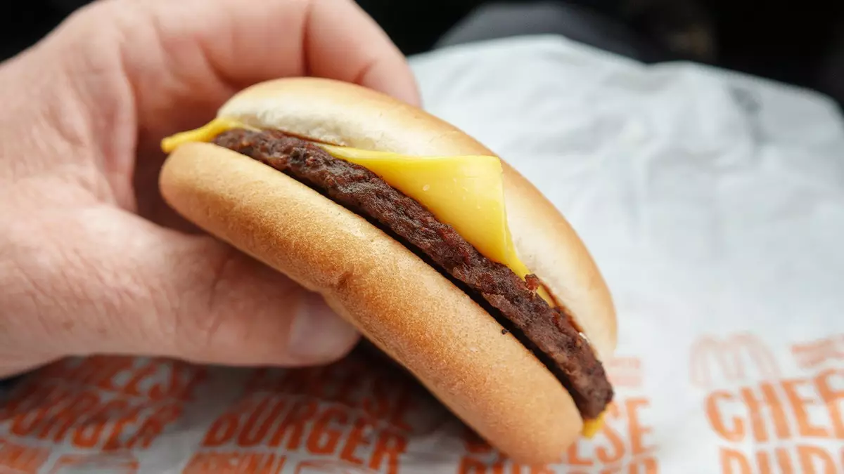 Любимая сеть быстрого питания в США названа: McDonald's покоряет сердца, но не лучший бургер, согласно опросу.