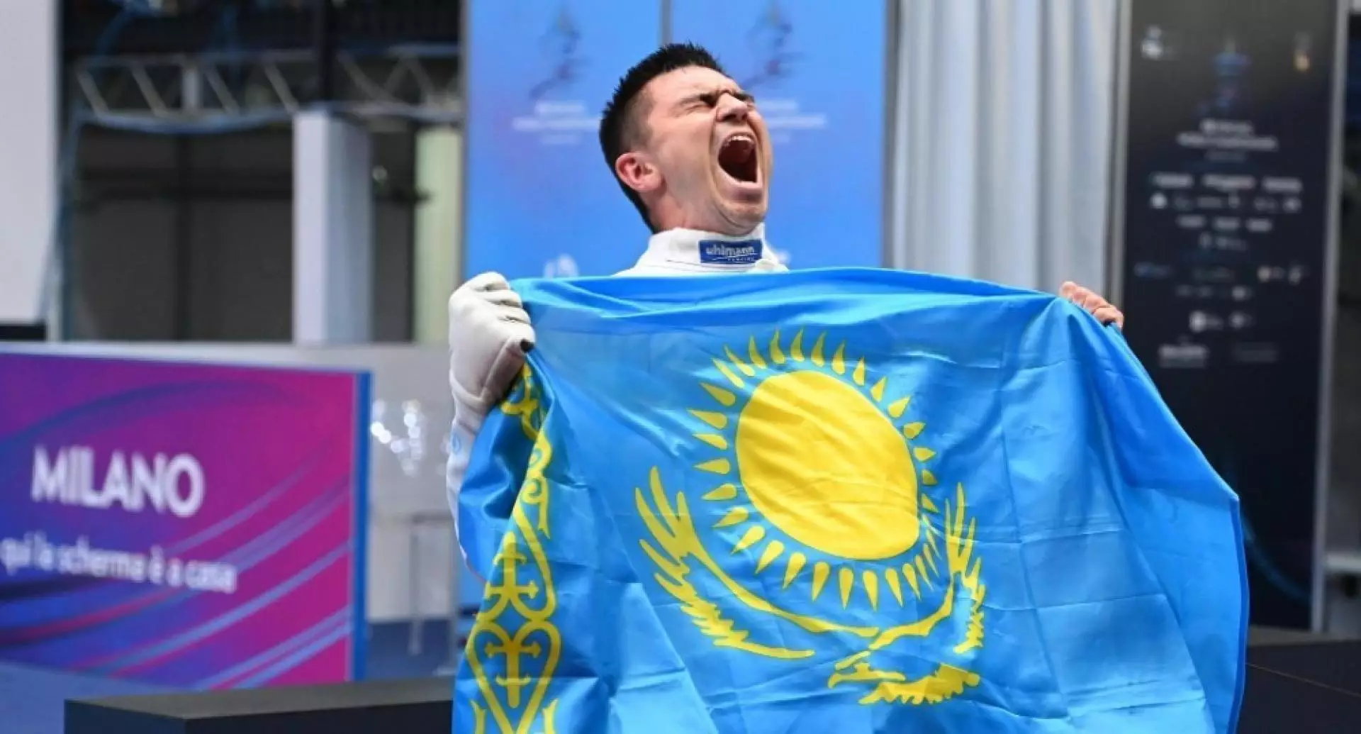 Лидер сборной Казахстана стал призером чемпионата Азии по фехтованию
