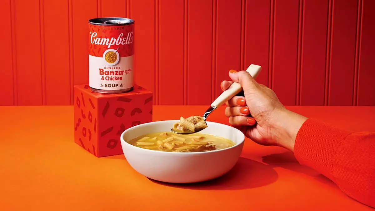 Компания Campbell's выпускает новые супы, включая первый в истории безглютеновый вариант с куриной лапшой.
