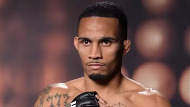 Боец с 11-0 потерпел поражение в UFC