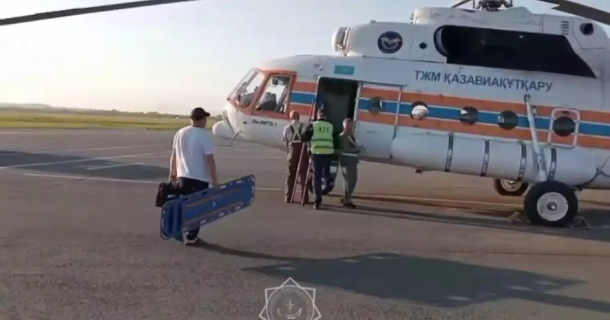  Жарақат алған ер адам Өскеменге тікұшақпен жеткізілді 