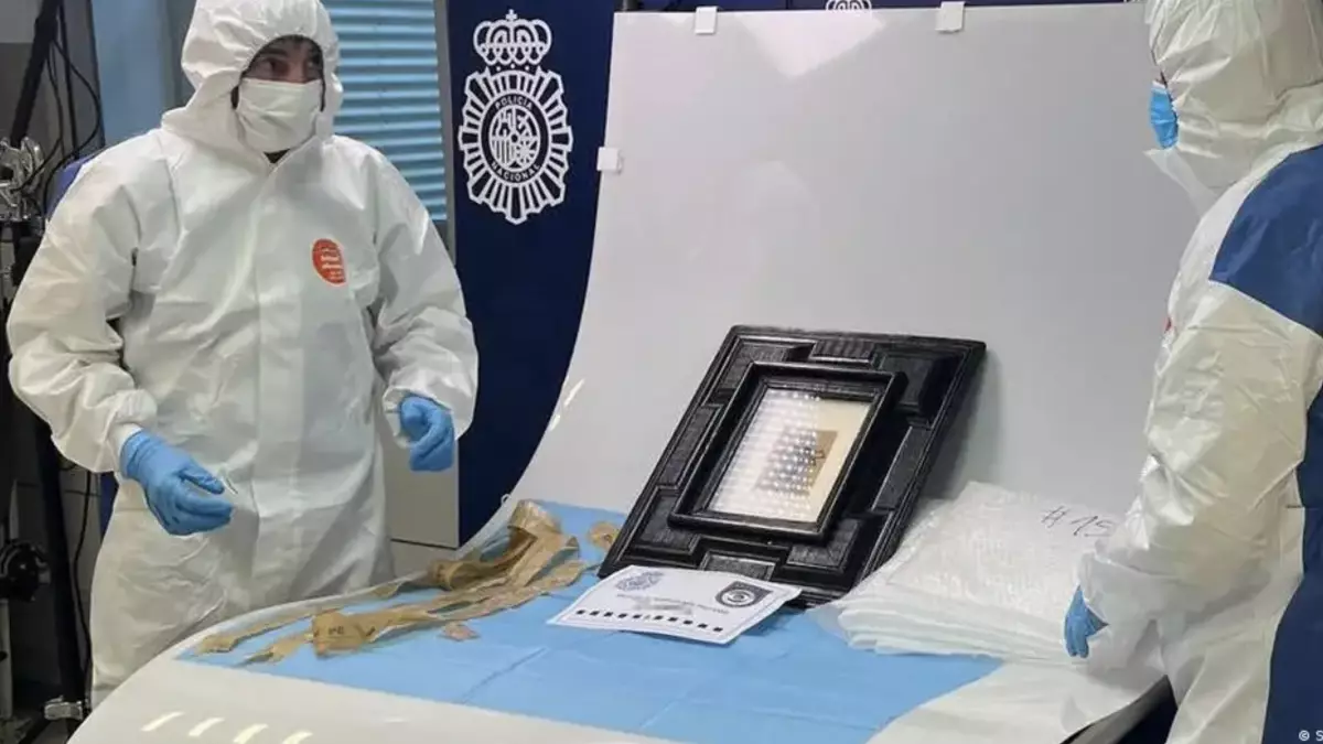 Украденный Пикассо обнаружили рядом с 17 килограммами гашиша