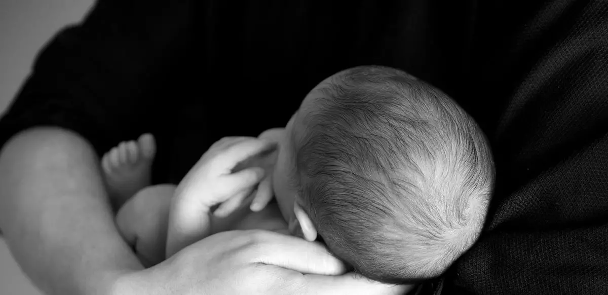 Ребенка уронили в роддоме Алматинской области
