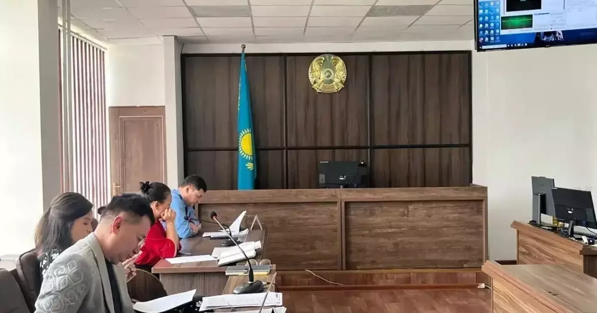  Әл-Фарабидегі 3 адамның өліміне әкелген жол апаты: прокурор Zeekr жүргізушісін 10 жылға соттауды сұрады 
