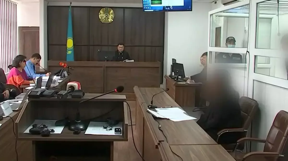 Прокурор запросил 10 лет колонии водителю Zeekr по делу о смертельном ДТП на аль-Фараби