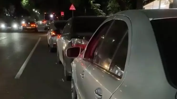  Алматыда автобус жол апатына ұшырап, жүргізуші қаза тапты 