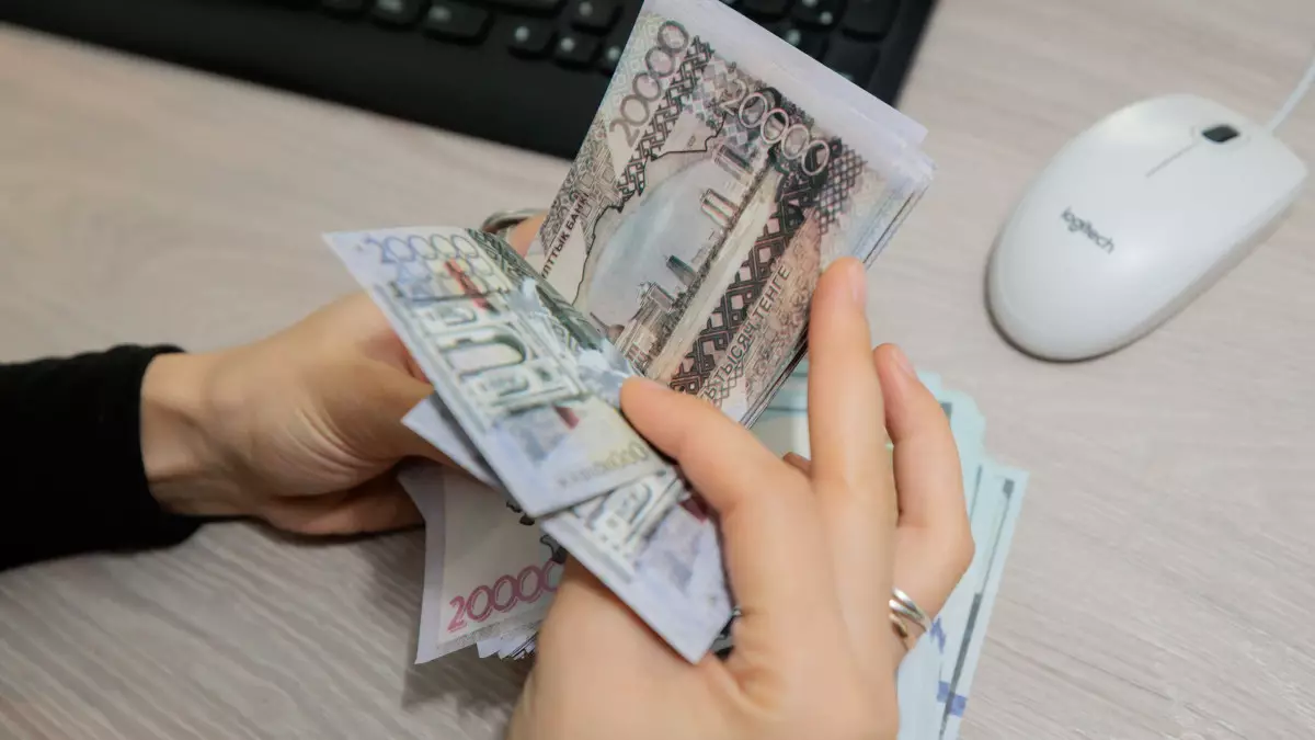 Арзан үй алып беремін деп 30 миллион теңге жинаған қостанайлық әйел жауапқа тартылды