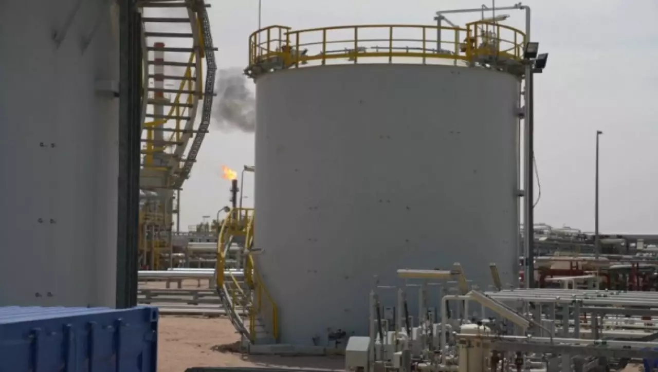 Цены на нефть сохраняют стабильный уровень