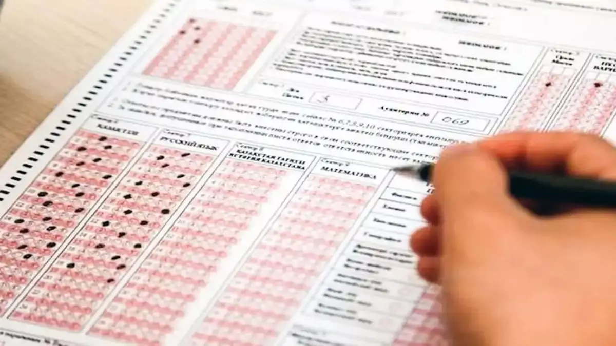 Около 70% участников ЕНТ набрали проходной балл