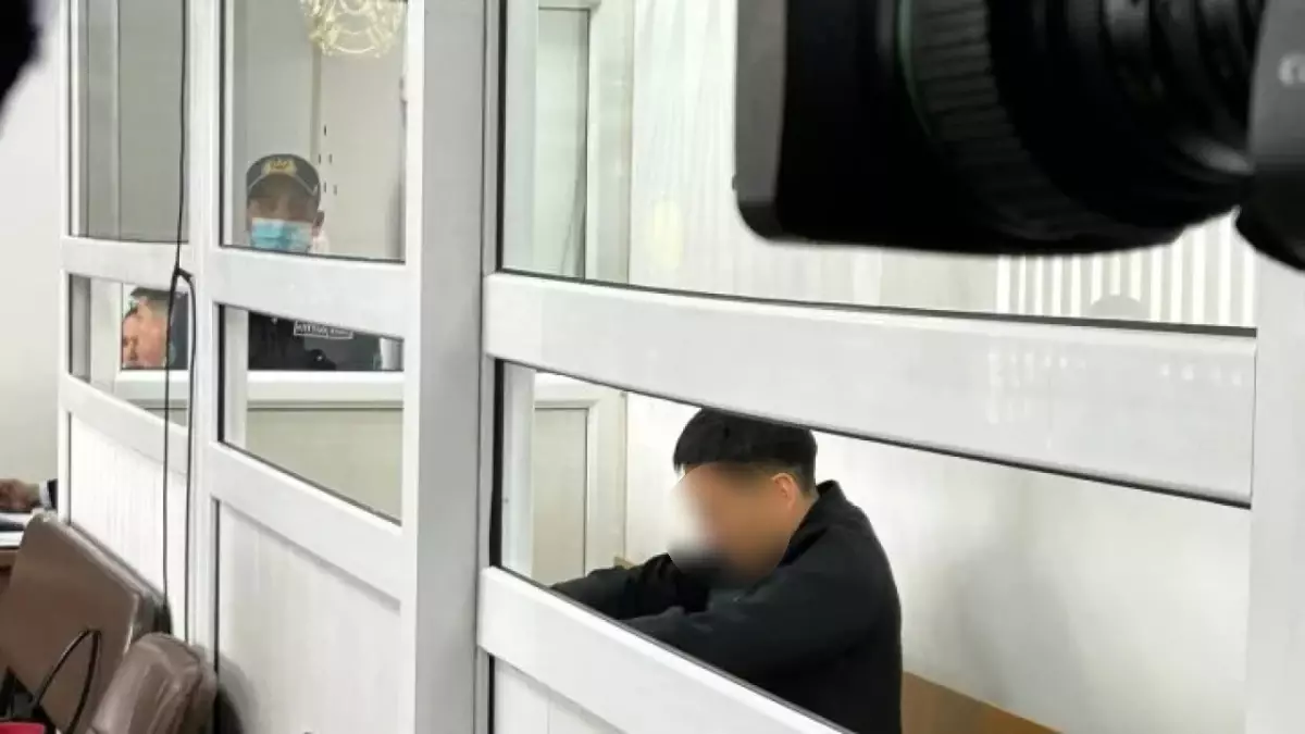 Александр Пак 10 жылын ең төменгі қауіпсіздік мекемесінде өткізеді: Ондағы тәртіп қандай