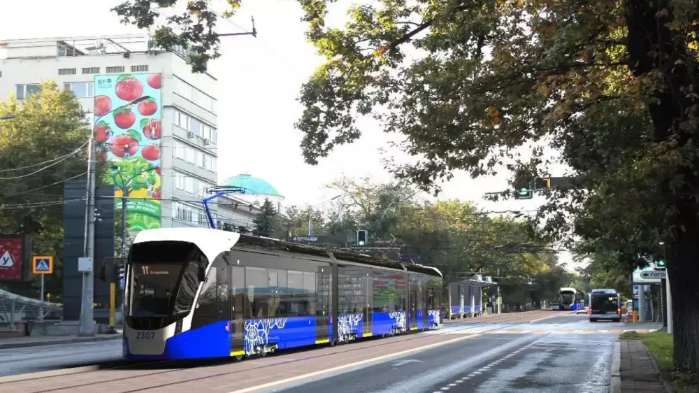 165 пассажиров и 20 километров в час - новые детали LRT в Алматы
