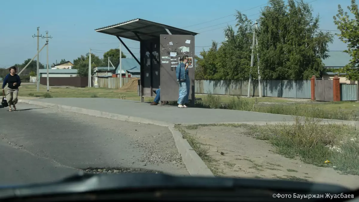 Өскеменде автобус аялдамасынан ер адамның мәйіті табылды