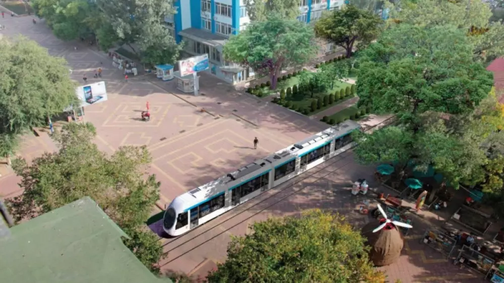 Все-таки быстрее, чем 20 км в час. Акимат уточнил параметры LRT в Алматы