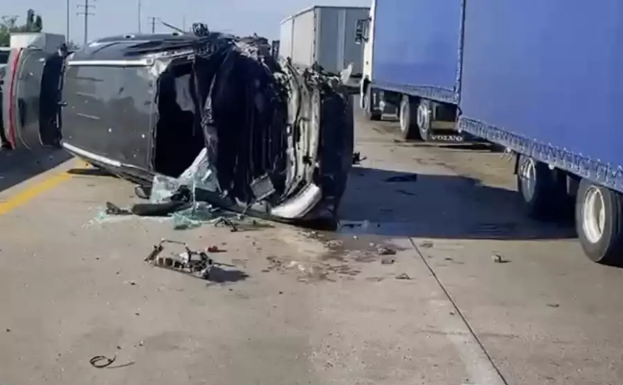 Алматы облысында жантүршігерлік жол апаты болып, үш адам қаза тапты
