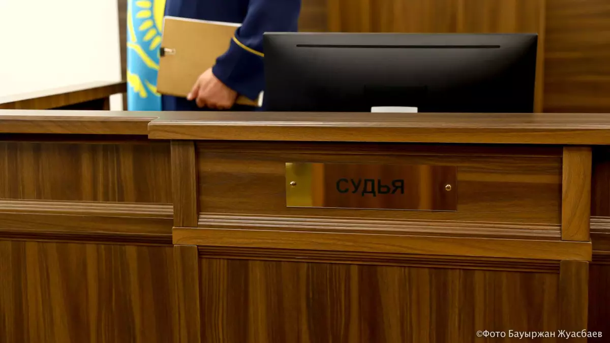 "Алма сірке суы" деп көрсетілген: 24 тонна спиртті заңсыз шетелге шығармақ болған азамат сотталды