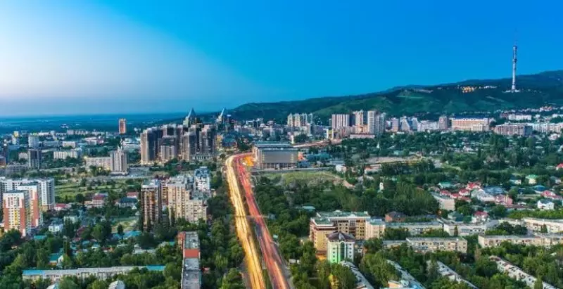 Гость из Ашхабада разогреет юг Казахстана до 42 градусов