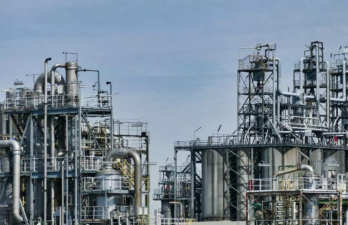 Грозит ли Казахстану газовый дефицит из-за атаки дронов на ГПЗ в Оренбурге