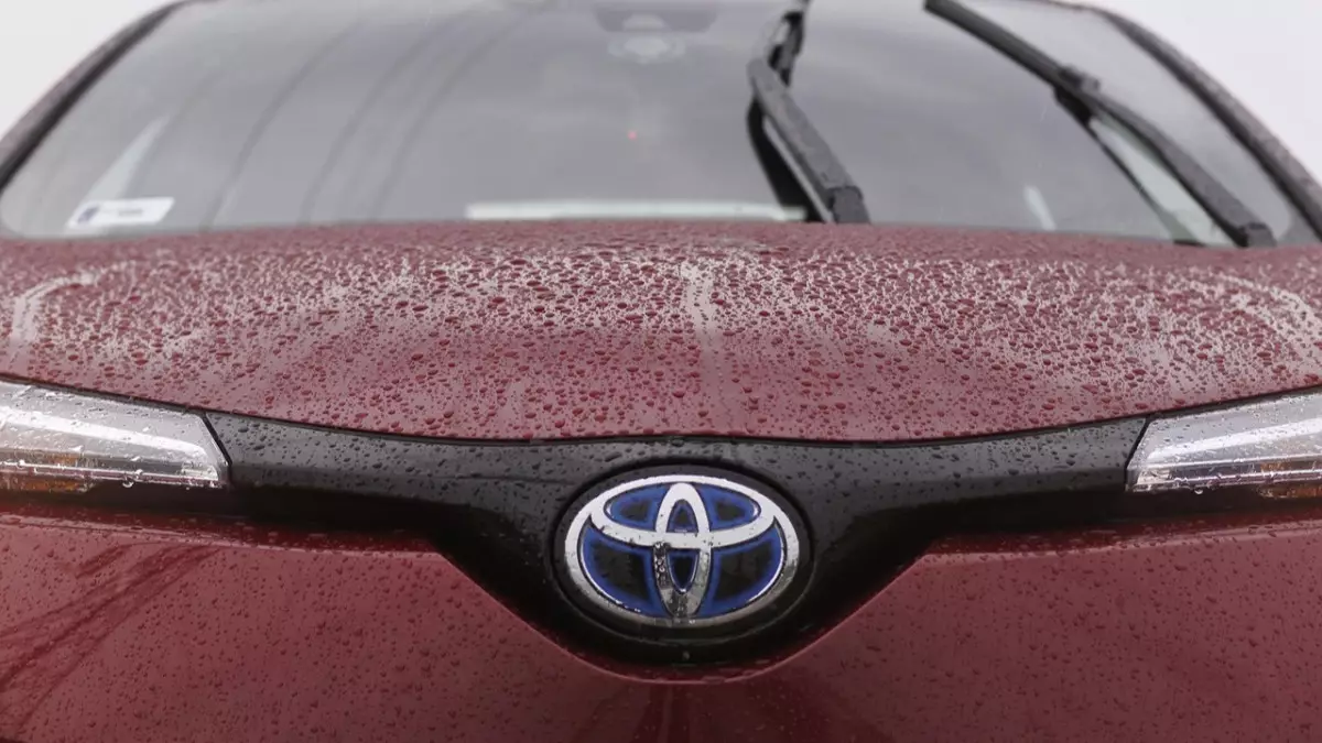  Toyota 100 мың көлік шығарудан бас тартты 
