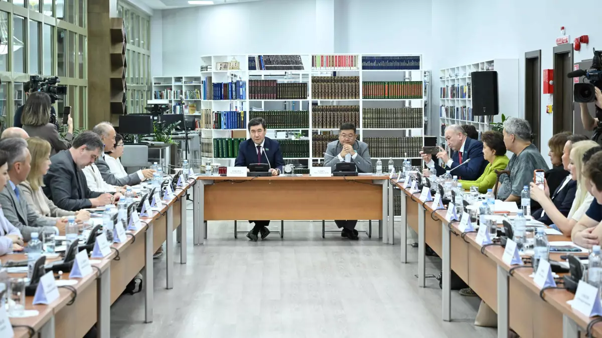 Қазақстанда жаңа құрылым пайда болады: Қоғамдық палатаның орнына не келеді?