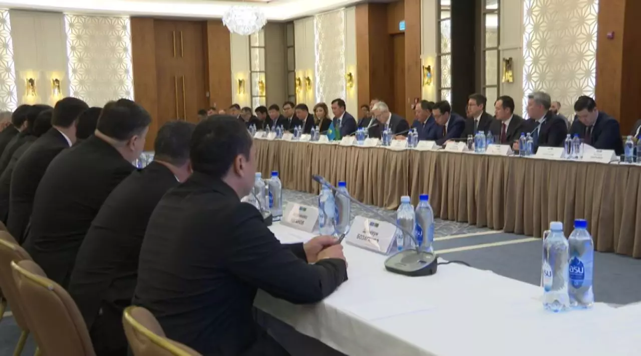 Казахстан готов расширять сотрудничество с Туркменистаном