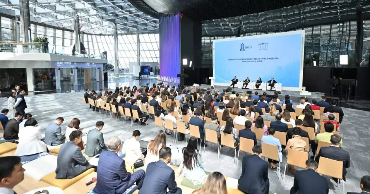   Мемлекет басшысының реформалары туралы жаңа кітап таныстырылды   