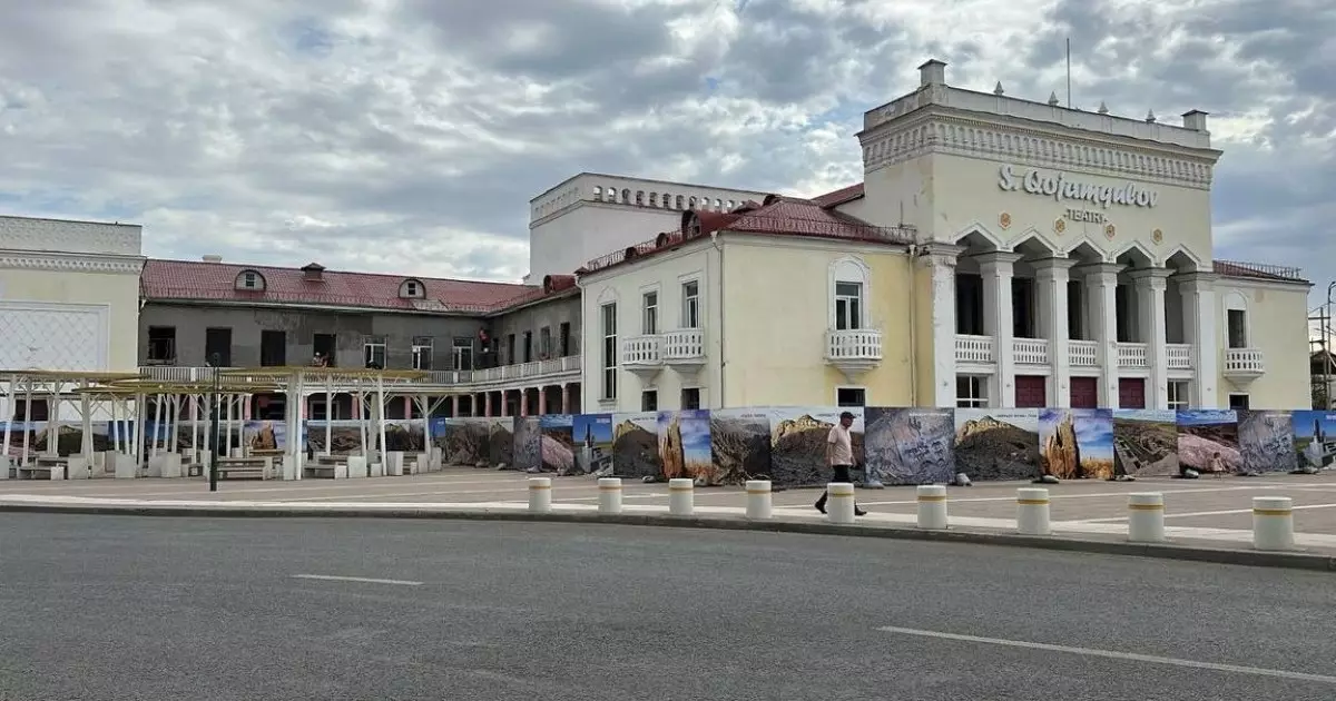  Қазақмыс Жезқазғандағы облыстық драма театрды жаңғырту жобасын жүзеге асыруда 
