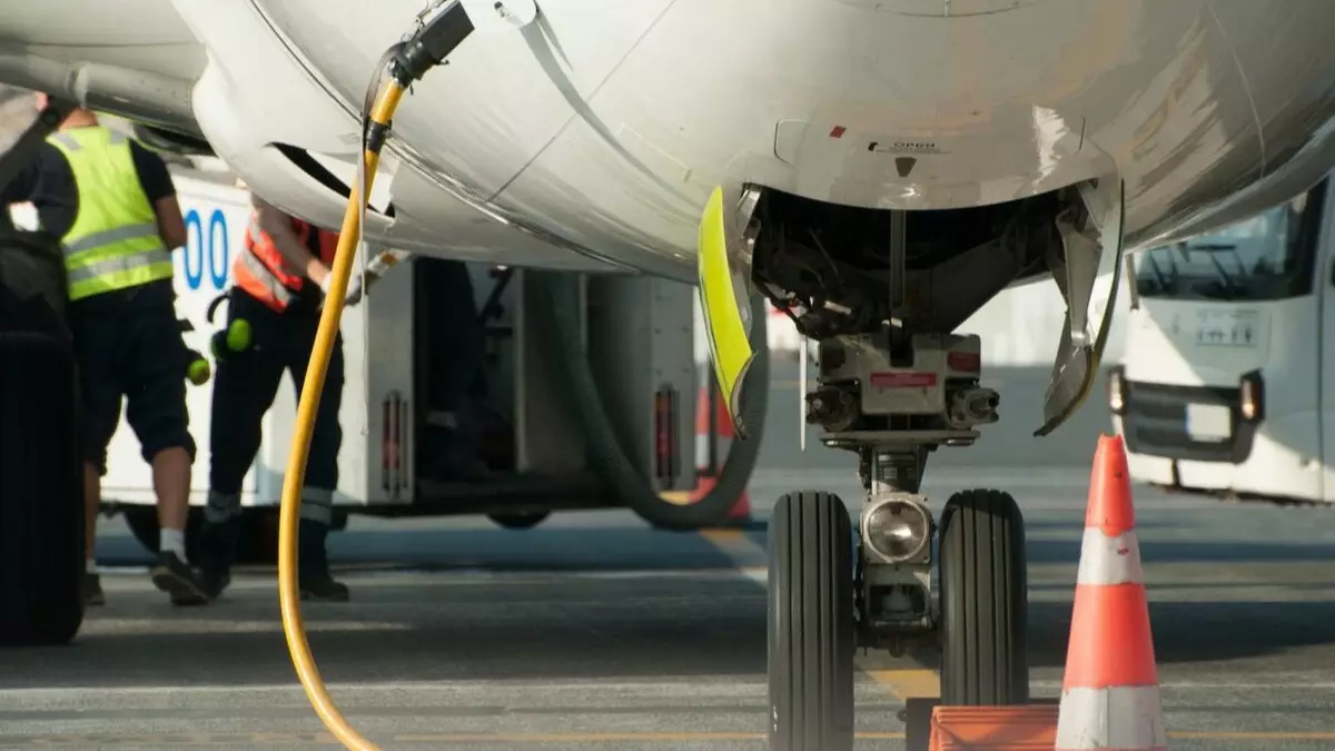  Авиакеросинге бартер. Астана бензинді тек өз шартымен бермек 