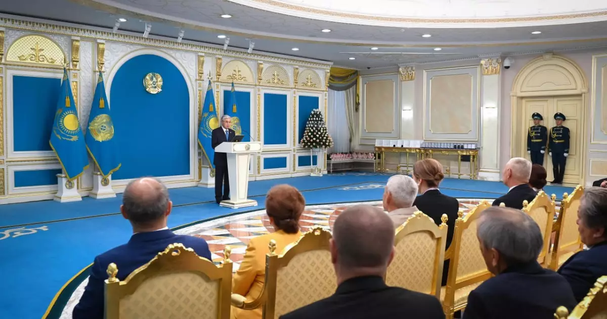   Cән-салтанатты өмір мен «жеңіл ақша» культін дәріптеу дұрыс емес – Қасым-Жомарт Тоқаев   