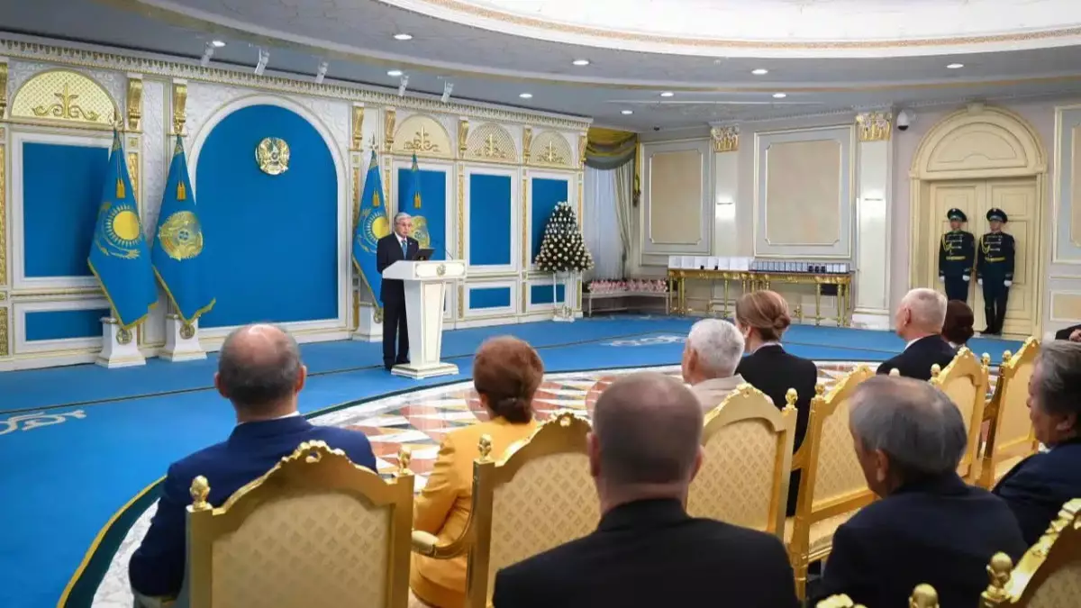  Қазақша тұңғыш эфир жүргізген 106 жастағы Зұлқия Жұматова `Құрмет` орденін алды 