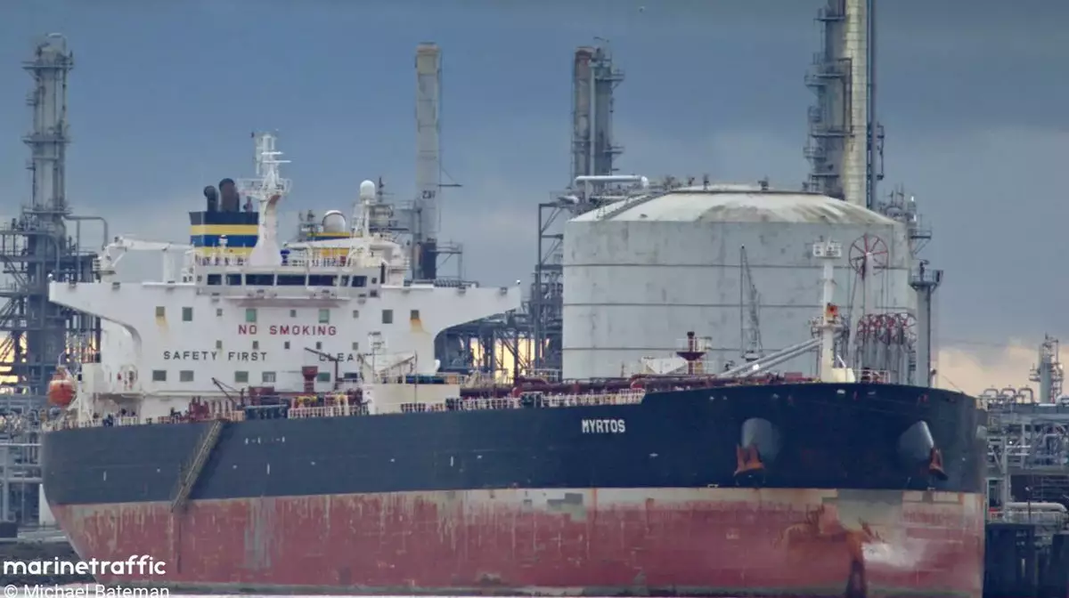 Великобритания может продать нефть с задержанного танкера российского «теневого флота»
