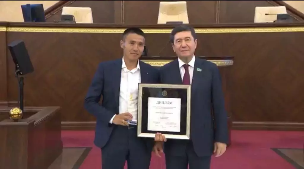 Tiek.kz порталы Мәжілістің Парламент сөзі» сыйлығының иегері атанды