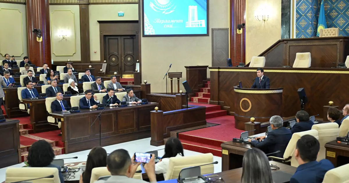  Мәжілісте «Парламент сөзі» сыйлығы табысталды 