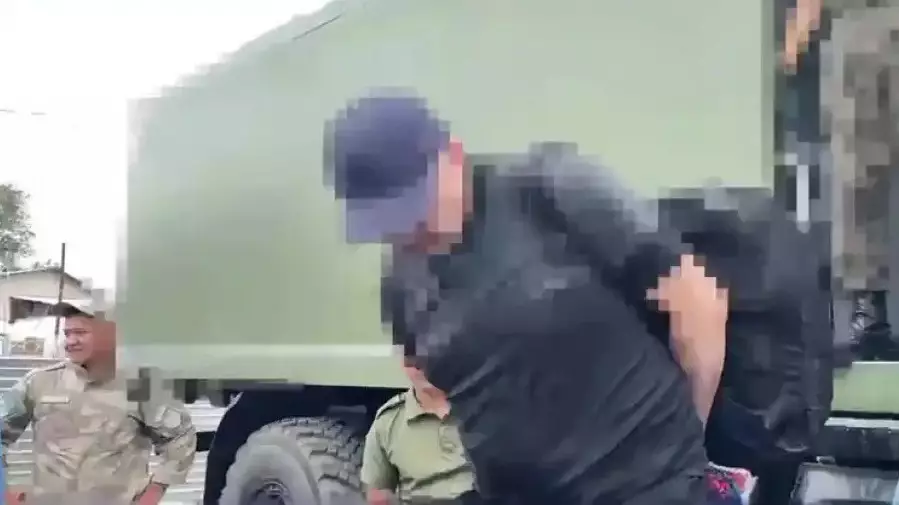  Банктер мен ондаған азаматты алдаған күдікті Қазақстанға жеткізілді 