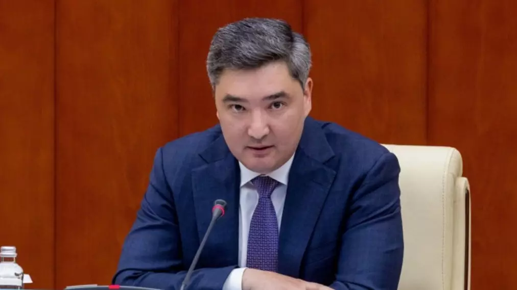  Бектенов халық табысының төмендеуіне қатысты пікір білдірді 
