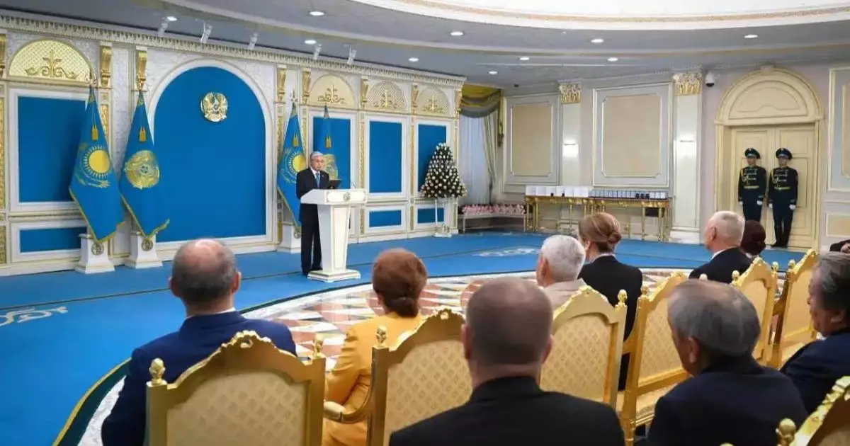  Қазақша тұңғыш эфир жүргізген 106 жастағы Зұлқия Жұматова `Құрмет` орденін алды 