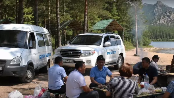 Жағажайда демалған білім бөлімі қызметкерлері мен директорлар жазаланды 