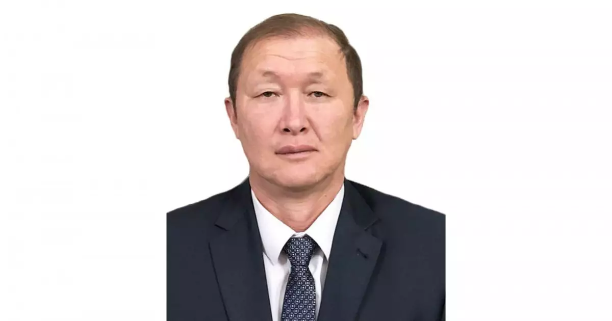  Қамбар Беделов: Болашақтың емтиханы `не білесің?` деп сұрамайды 