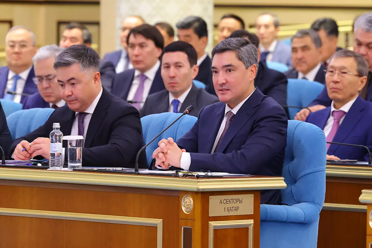 Бюджет-2025: сколько Казахстан направил на пенсии, медицину и регионы