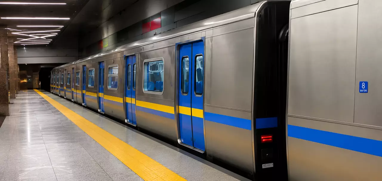 Несовершеннолетнего с патронами задержали в метро Алматы