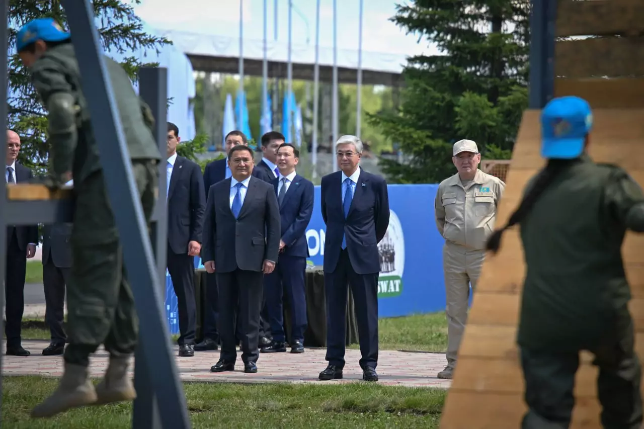 Қасым-Жомарт Тоқаев Шоқан Уәлиханов атындағы әскери колледжге барды 