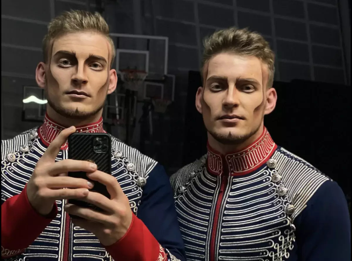 Братья-двойняшки из Алматы выступают в легендарном Cirque du Soleil